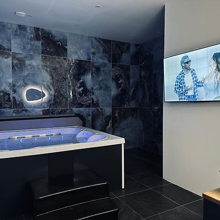 Delicate Addiction Spa 朗斯 外观 照片